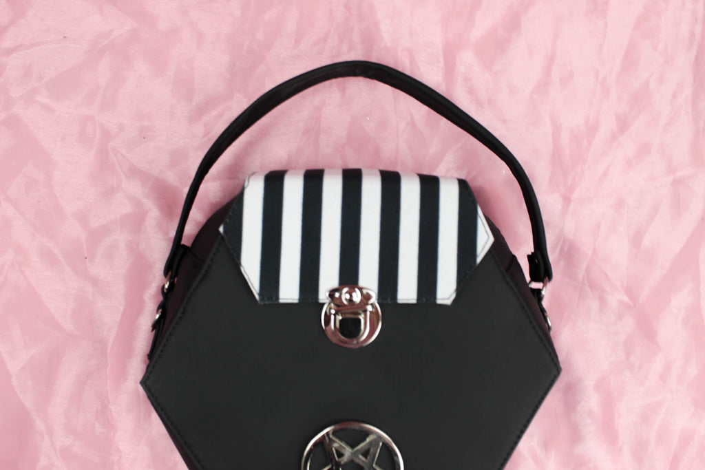 MOCHILA- MUSETTE - Theblackfeline
