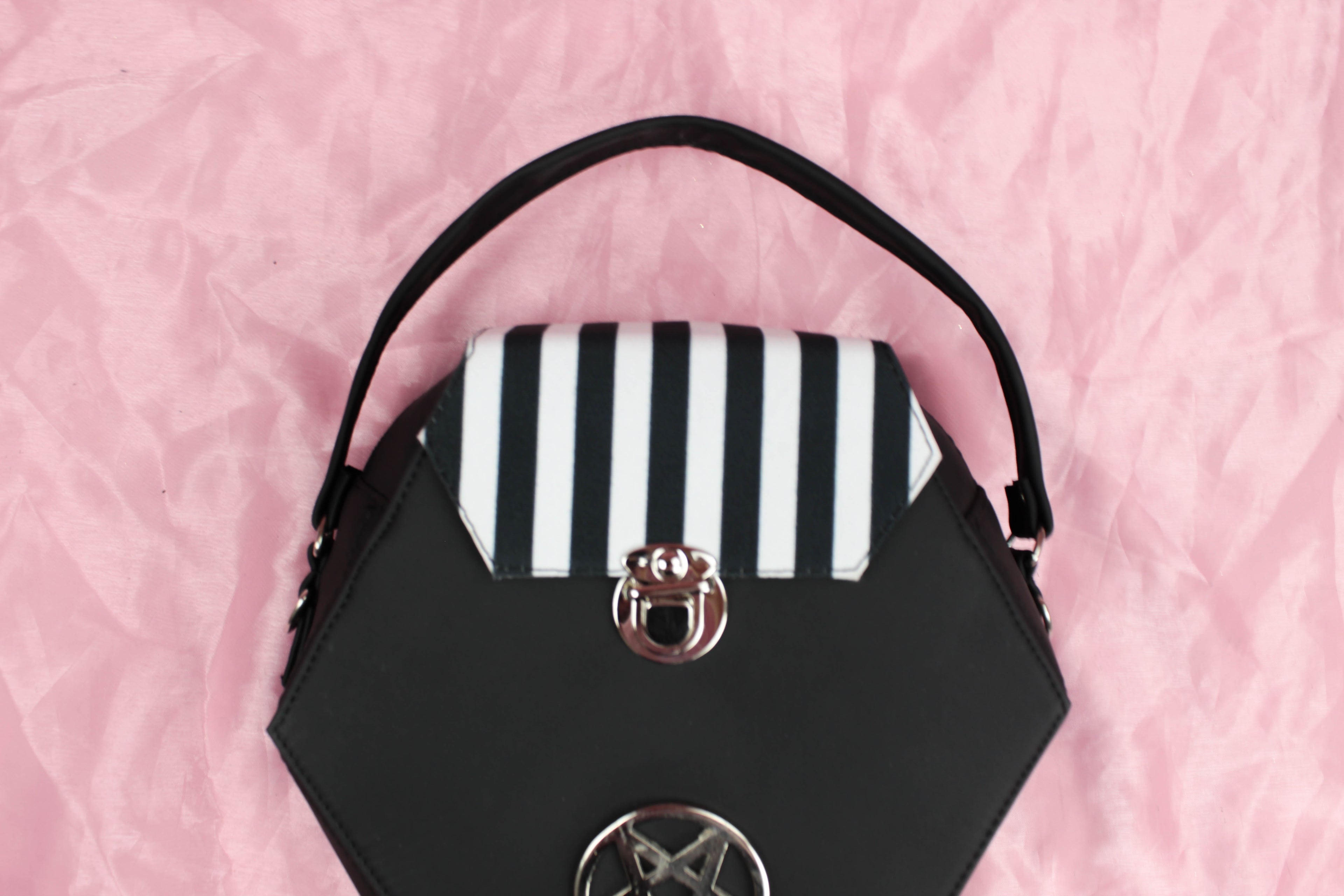 MOCHILA- MUSETTE - Theblackfeline