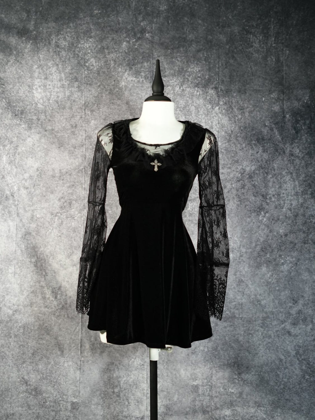 Velvet Nocturne Dress - Theblackfeline