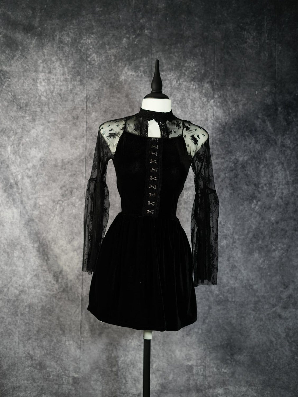 NOCTURNA DRESS - Theblackfeline