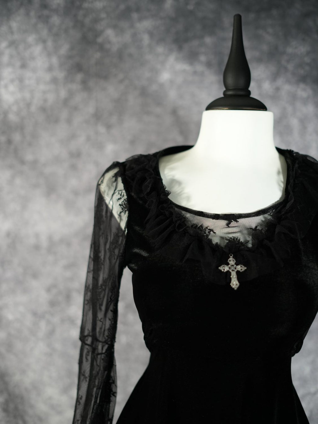 Velvet Nocturne Dress - Theblackfeline