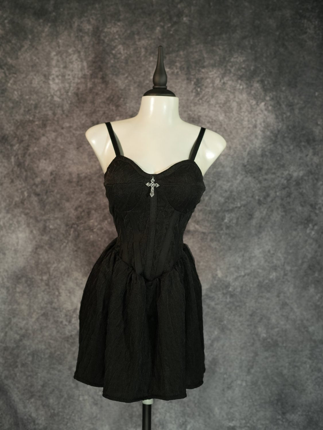 Lilith Cross Dress - Theblackfeline