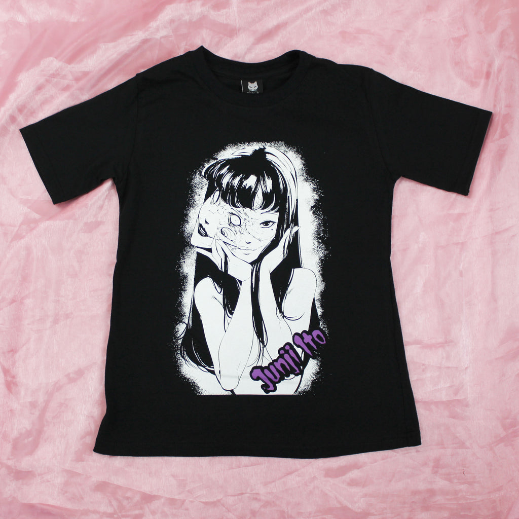 JUNJI ITO-BLUSA