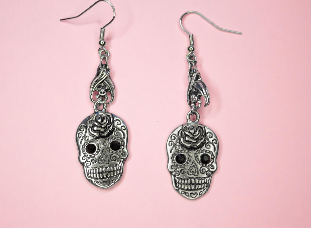 Skull dance earrings